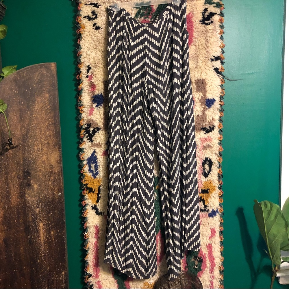 Grey palazzo pants with pockets, Anthropologie.